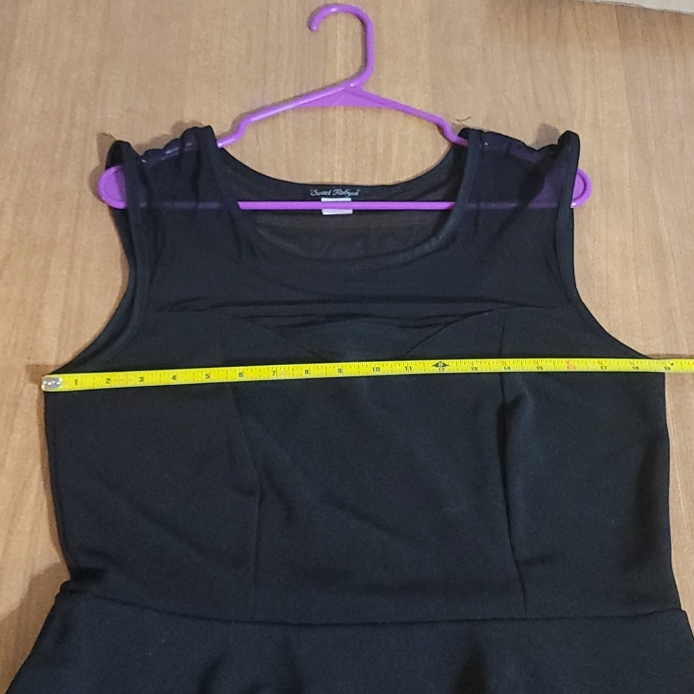 Sweet Robyne Black peplum dress - Picture 4 of 8